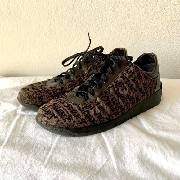 Stuart Weitzman brown low profile logo print sneakers Men's 8 shoes - Picture 1 of 8